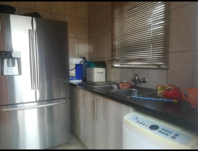 3 BEDROOM PROPERTY TO RENT IN CHROOM PARK